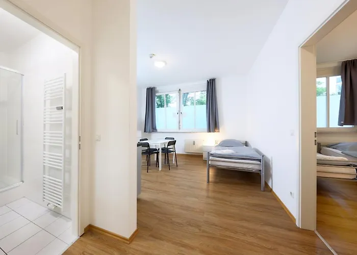 Fana Haar (Munich)